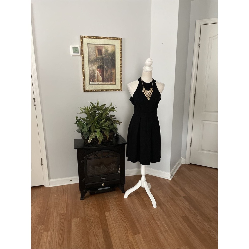 Berydress 8 Women Black Dress Halter Fit And Flare Pleated Exposed Zipper